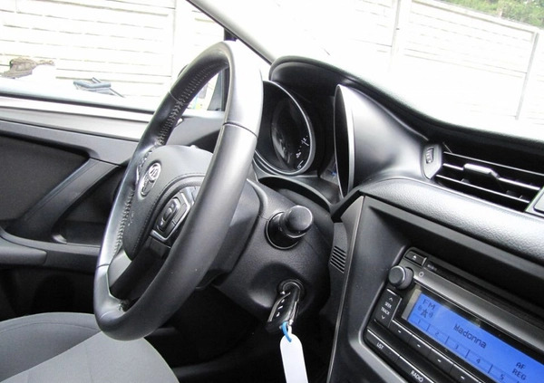 Toyota Avensis cena 46900 przebieg: 191500, rok produkcji 2016 z Kowal małe 232